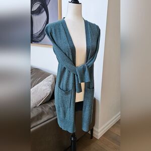 💝Tahari extra fine merino wool cardigan